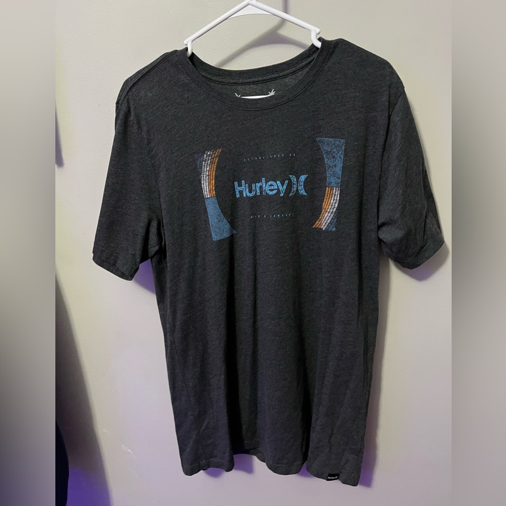 Hurley Men's Gray T-Shirt